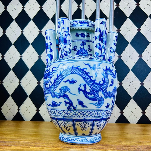 Grand Tulipière 15” Blue & White Chinoiserie Dragon Vase Porcelain Multi-Spout - Picture 9 of 17